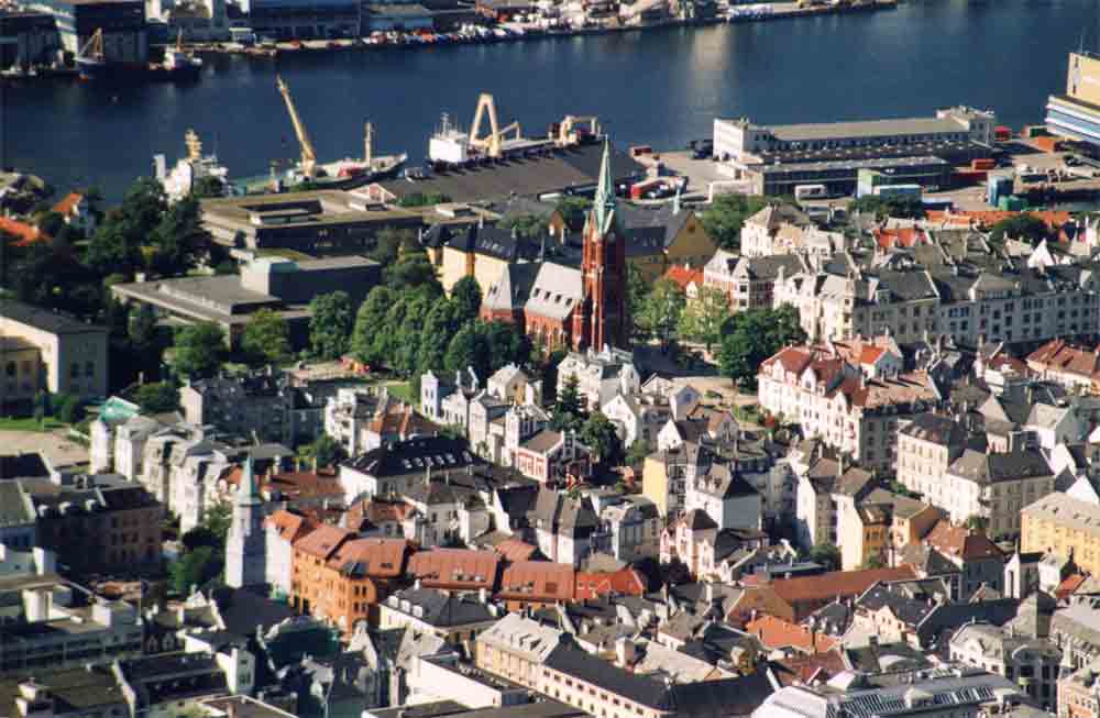 Noruega 015 - Bergen - 2001.jpg
